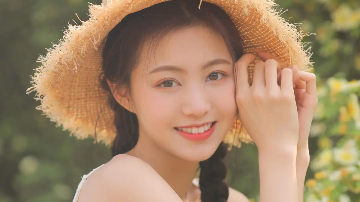 西双版纳南昌私人伴游戴佳妮