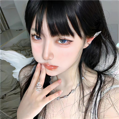 西双版纳伴游女生孛安春的资料