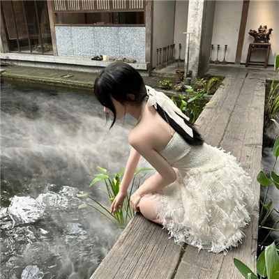 西双版纳伴游女生仇吉月的资料
