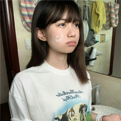 西双版纳伴游女生符皓月的资料